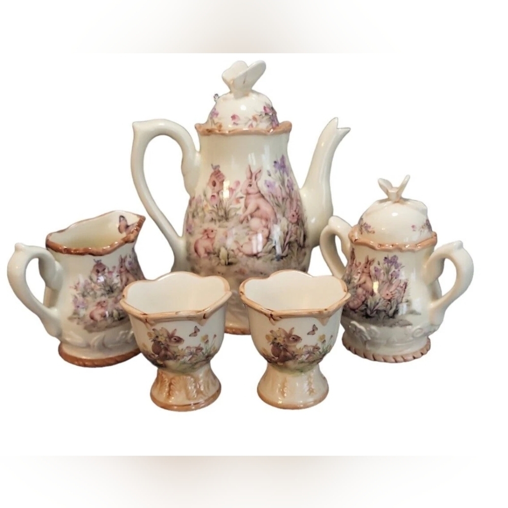Cracker Barrel Easter Treasures Bunny 6pc Teapot Cream Sugar Set 2 Egg Cups